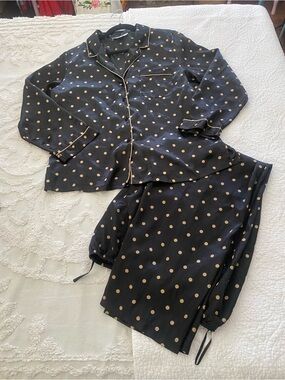 Morgan Taylor Intimates Polka Dot Pajama Set - Black with Gold Dots